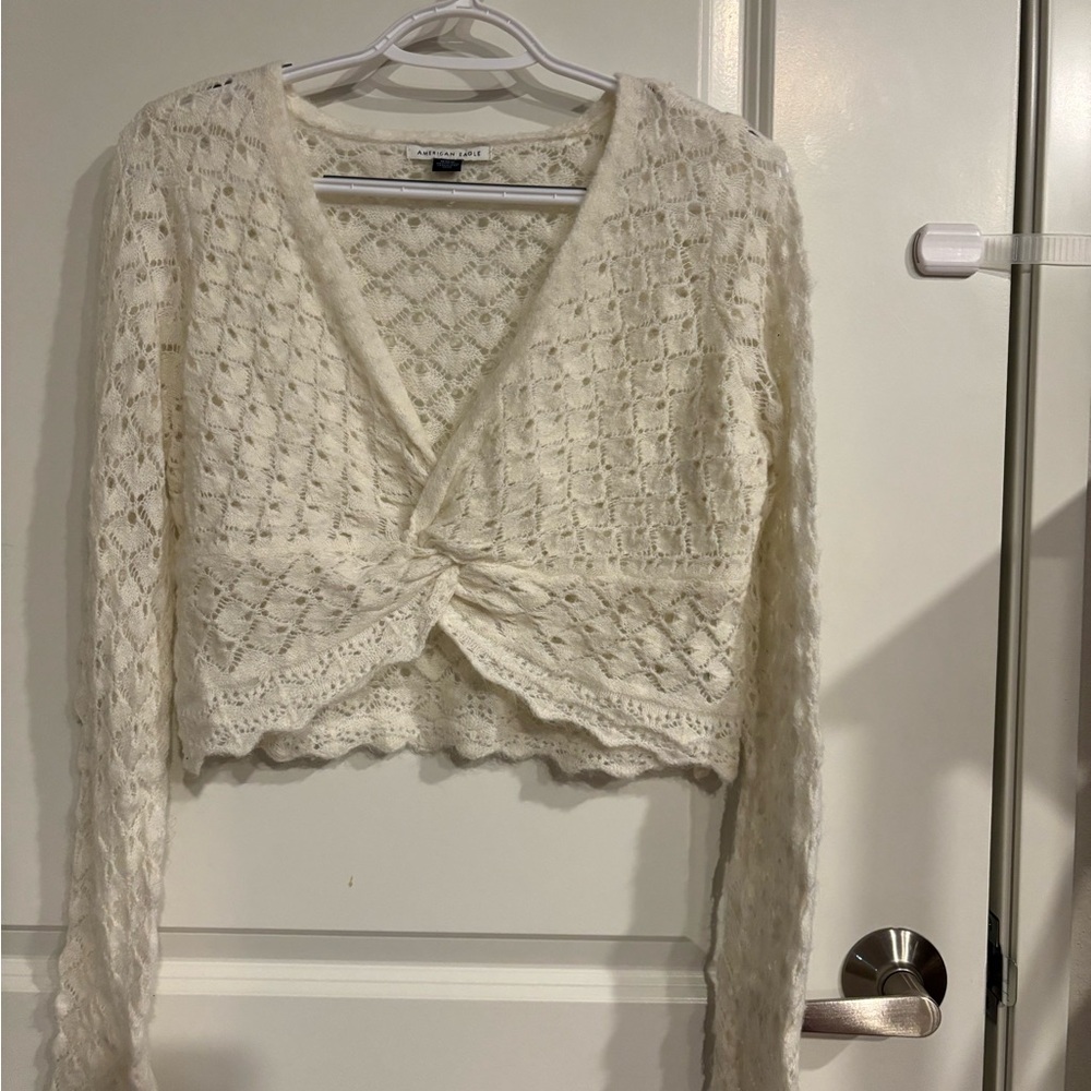 Cream Lace Cropped sweater